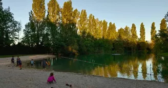 Plan d'eau des 3 fontaines et restauration