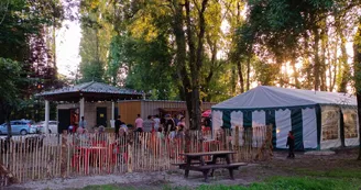 Plan d'eau des 3 fontaines et restauration