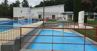 Piscine de Réaux-sur-Trêfle