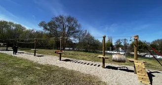 Plage et Aire de Loisirs - Le Bain des Dames