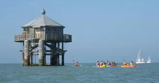 Navigation en kayak dans un décor de "Grand Site" - Antioche Kayak