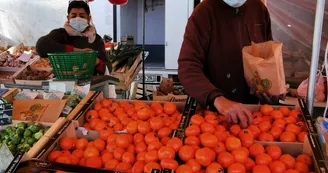 Marché de Ruelle Sur Touvre