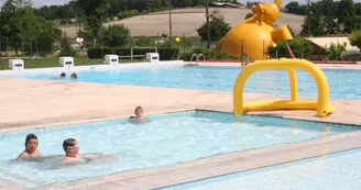 Piscine plein air de Montmoreau