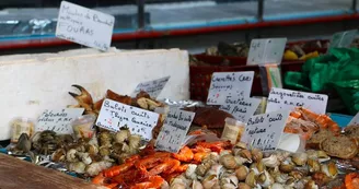 Marché de Fouras les Bains