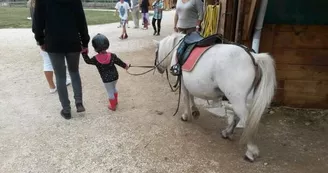 Le Petit Carrousel