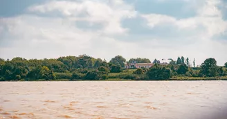 Croisières Loudenne II - Visite du château et dégustation