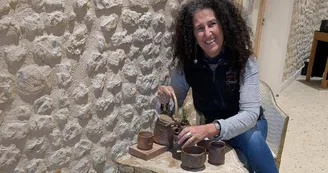 Nom’s Pottery Studio