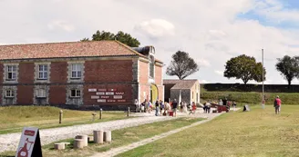 Halle aux vivres  " Brouage se la raconte ! "