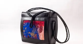 Artiste textile / feutre/ broderies /couleurs naturelles