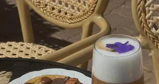 Le Café des Fleurs Le Café des Fleurs