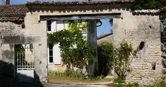 Vindelle-Tonne-ancienne-maison