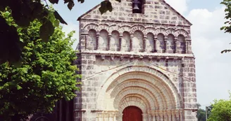 Circuit VTT N25 du Trefle Vignoble du Cognac voie romaine eglises romanes Nobla 28