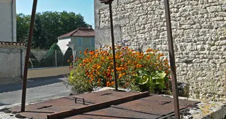 Circuit VTC N1 Salignac sur Charente bourg Flow Velo Port du Lys fleuve Charente 11