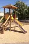 Aire de pique nique et de jeux pour enfants